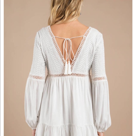 White long sleeve dress - Picture 2 of 3